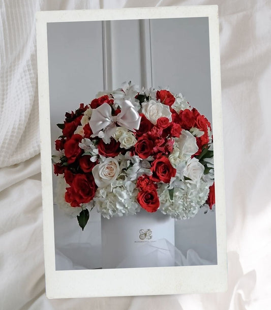 Julliene's Luxe Blooms
